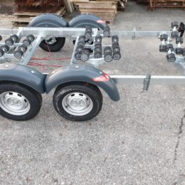 carrello satellite doppioasse 2200 kg italia nuovo