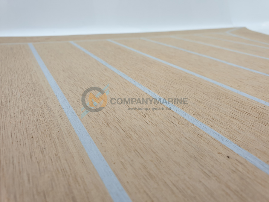 dettaglio montaggio teak sintetico permateek barche