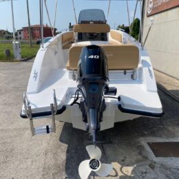 Foto Barca Open Calion Boats 197 + Yamaha F40 HETL New - 2