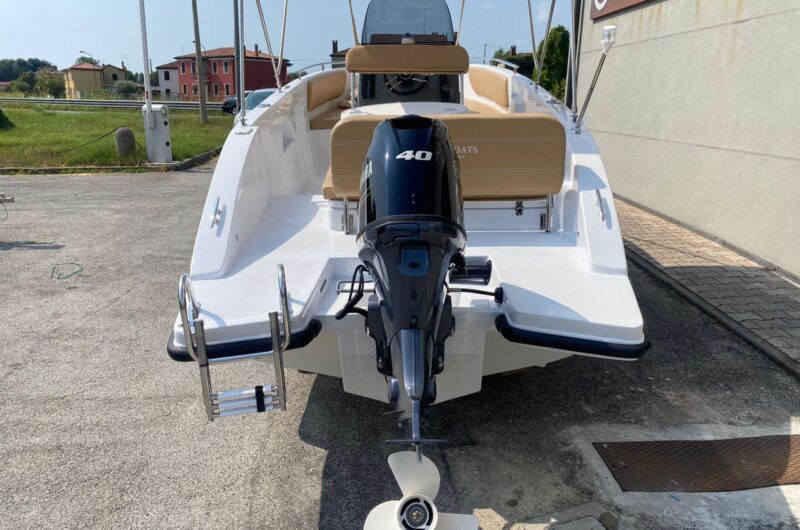 Foto Barca Open Calion Boats 197 + Yamaha F40 HETL New - 2