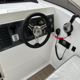 Foto PRONTA CONSEGNA Marinello 650 Cabin + Yamaha F100 4 tempi - 20