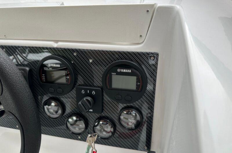 Foto PRONTA CONSEGNA Marinello 650 Cabin + Yamaha F100 4 tempi - 17