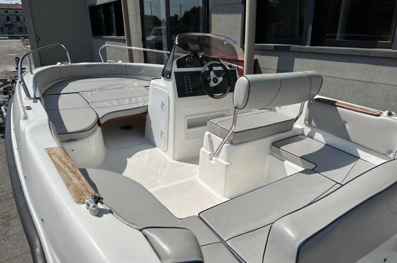 Foto Open Marinello 18 Eden senza patente + Yamaha F40 HETL - 4