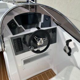 Foto Usato Marinello Eden 590 + Yamaha F40 GETL SUPREME Nuovo - 5