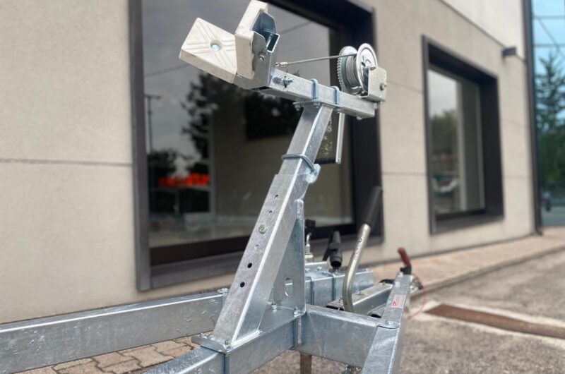carrello barca satellite