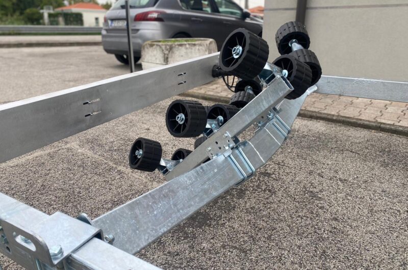 carrello gommone 1300 1500 1800 kg (2)