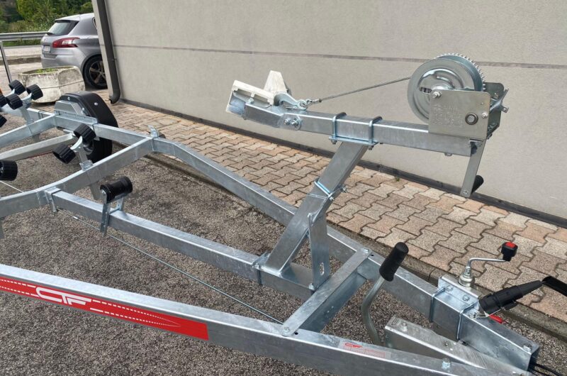 carrello gommone 1300 1500 1800 kg (3)