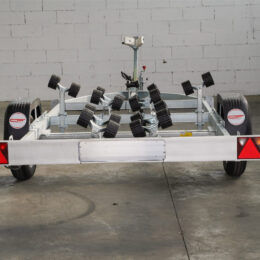 carrello per barca 6 metri (2)