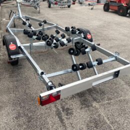 carrello per gommone