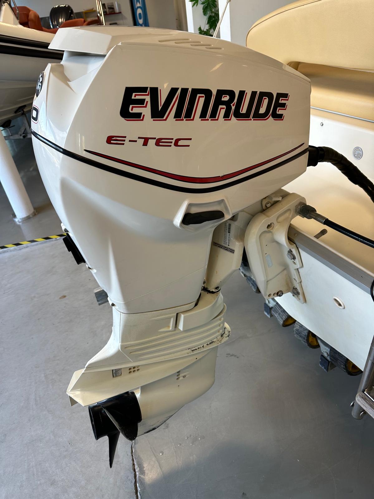 fuoribordo-usato-evinrude-40-e-tec-companymarine