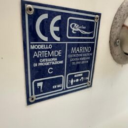 1f54876b-fa61-42f6-ab02-52c4f7083bc8 Foto Open Artemide 500 + Mercury F40 Orion Usato - 9
