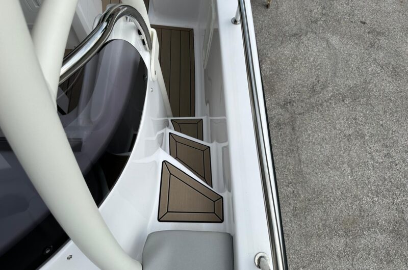 Foto Usato CalionBoats 21,50 WA + Yamaha F150 PRONTA CONSEGNA - 9