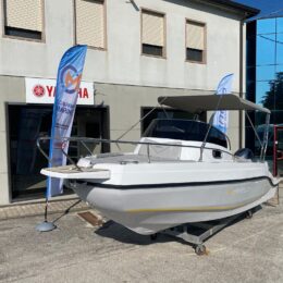 IMG-20251003-WA0028 Foto DEMO Marinello 590 Cabin + Yamaha F115 Pronta Consegna - 3