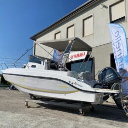 Immagine WhatsApp 2025-10-03 ore 11.18.03_2671775a Pronta consegna Marinello 590 Cabin