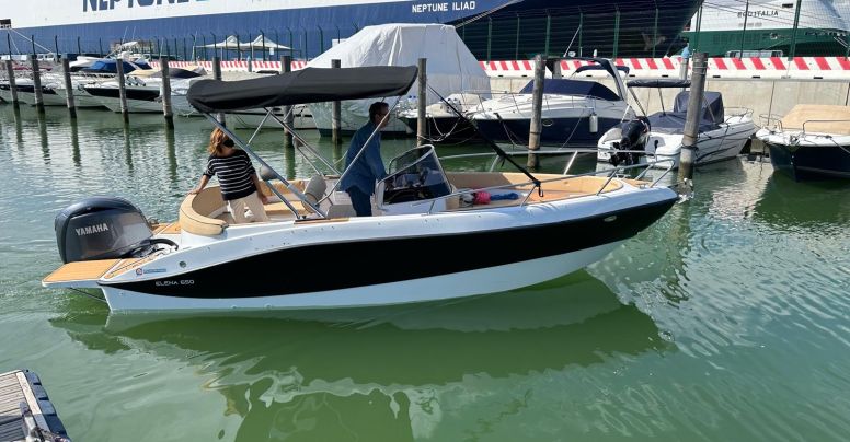 Marinello Elena 650 Open + Yamaha F150 Comando Digitale