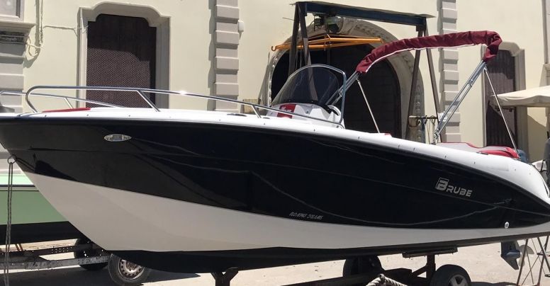 Open Brube Laguna Seca GT + Yamaha F40 GETL SUPREME