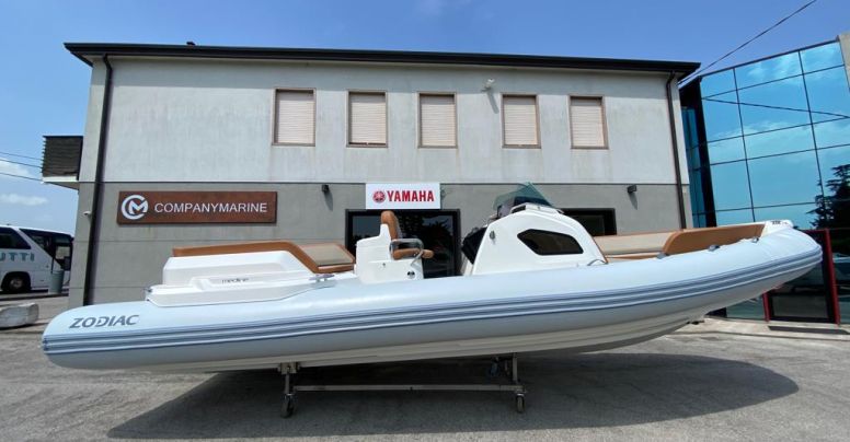 Zodiac Medline 9 Cabinato
