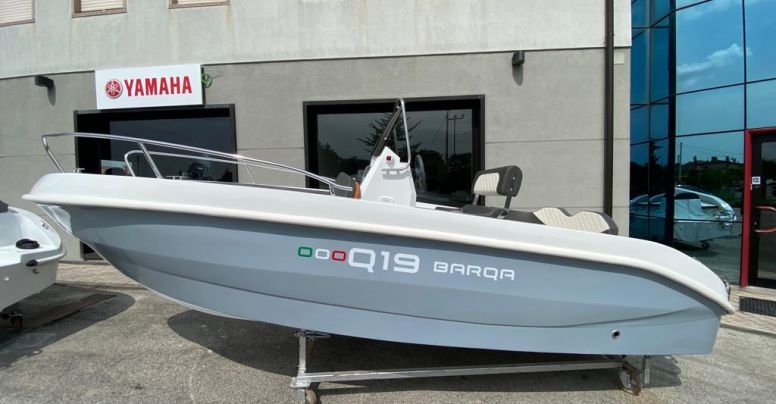 Barca Open Barqa Q19 + Yamaha F40 HETL Senza Patente